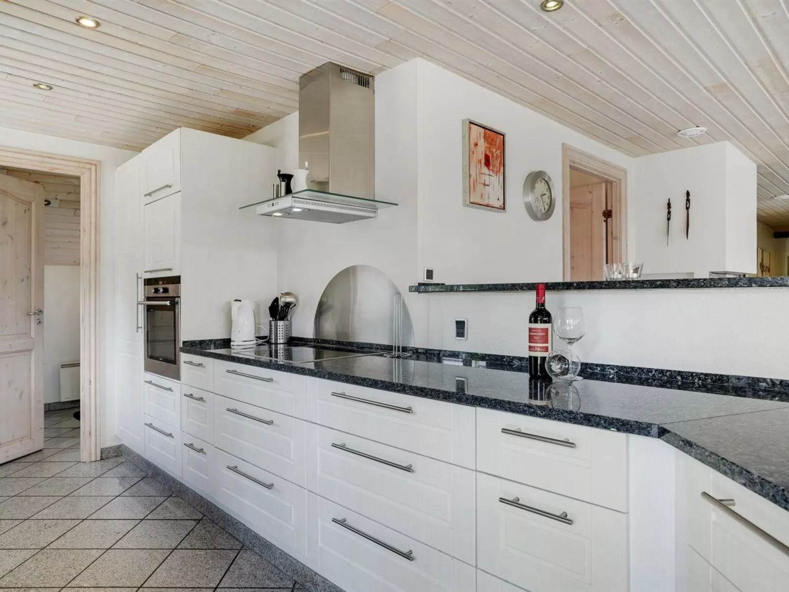 "Nana" - 4km from the sea-Binnen