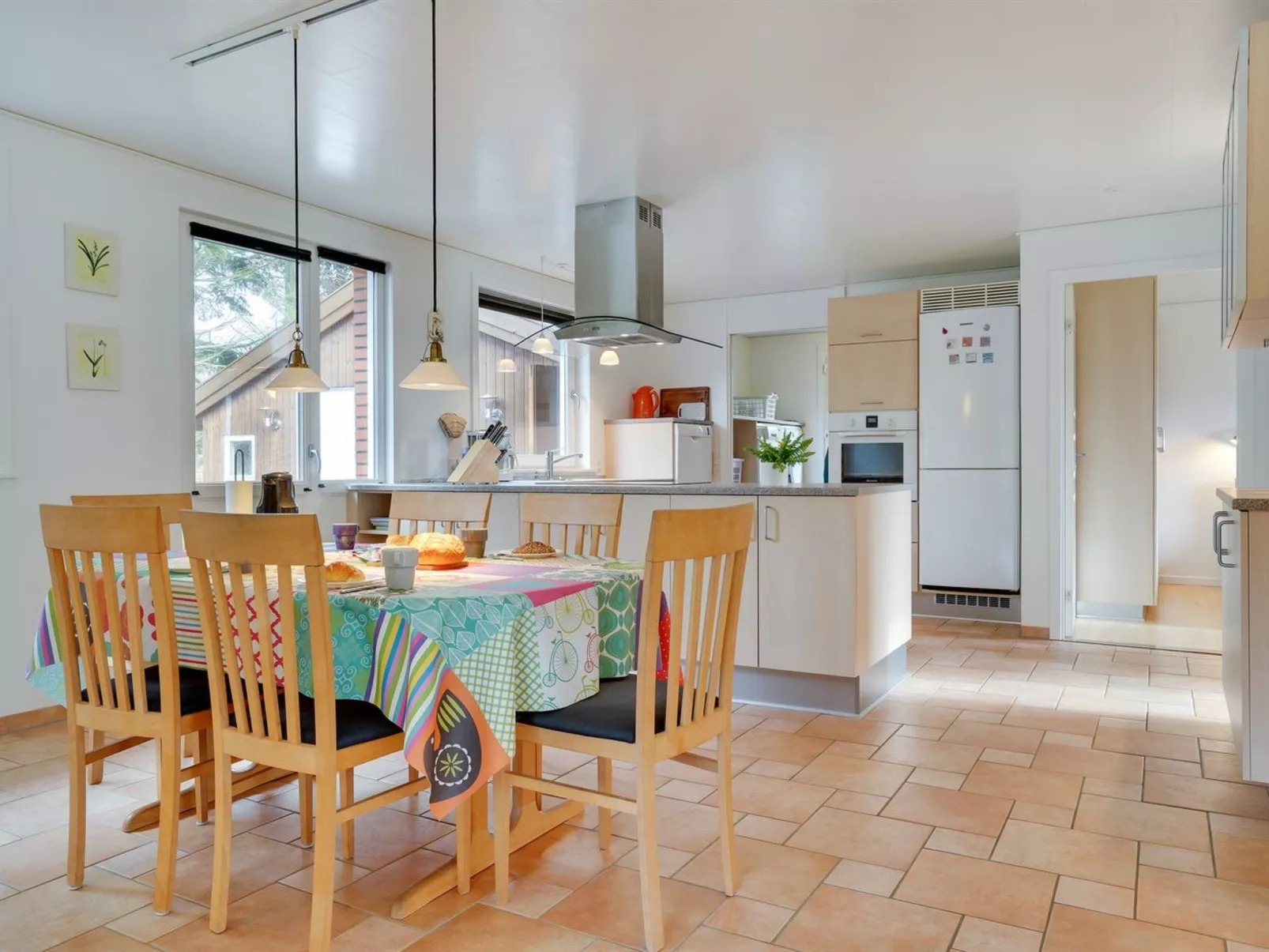 "Philip" - 2km from the sea-Binnen