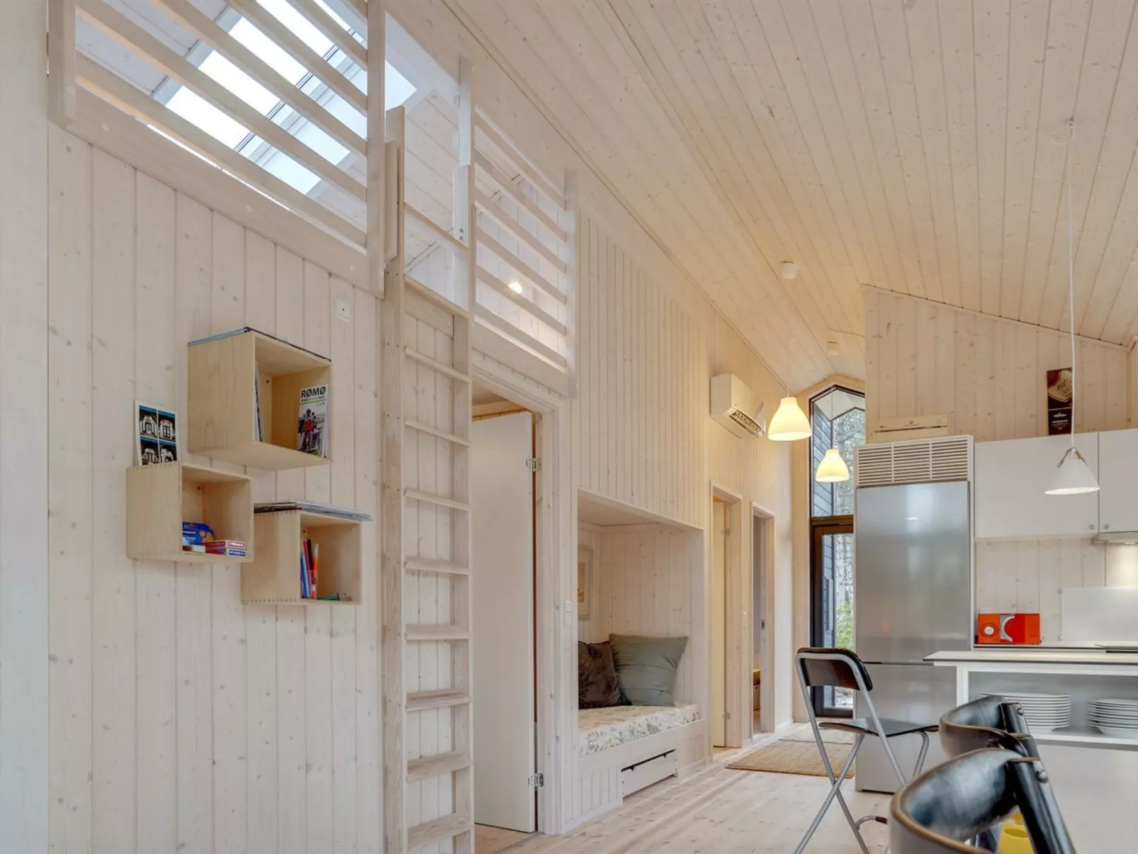 "Turkka" - 3.8km from the sea-Binnen