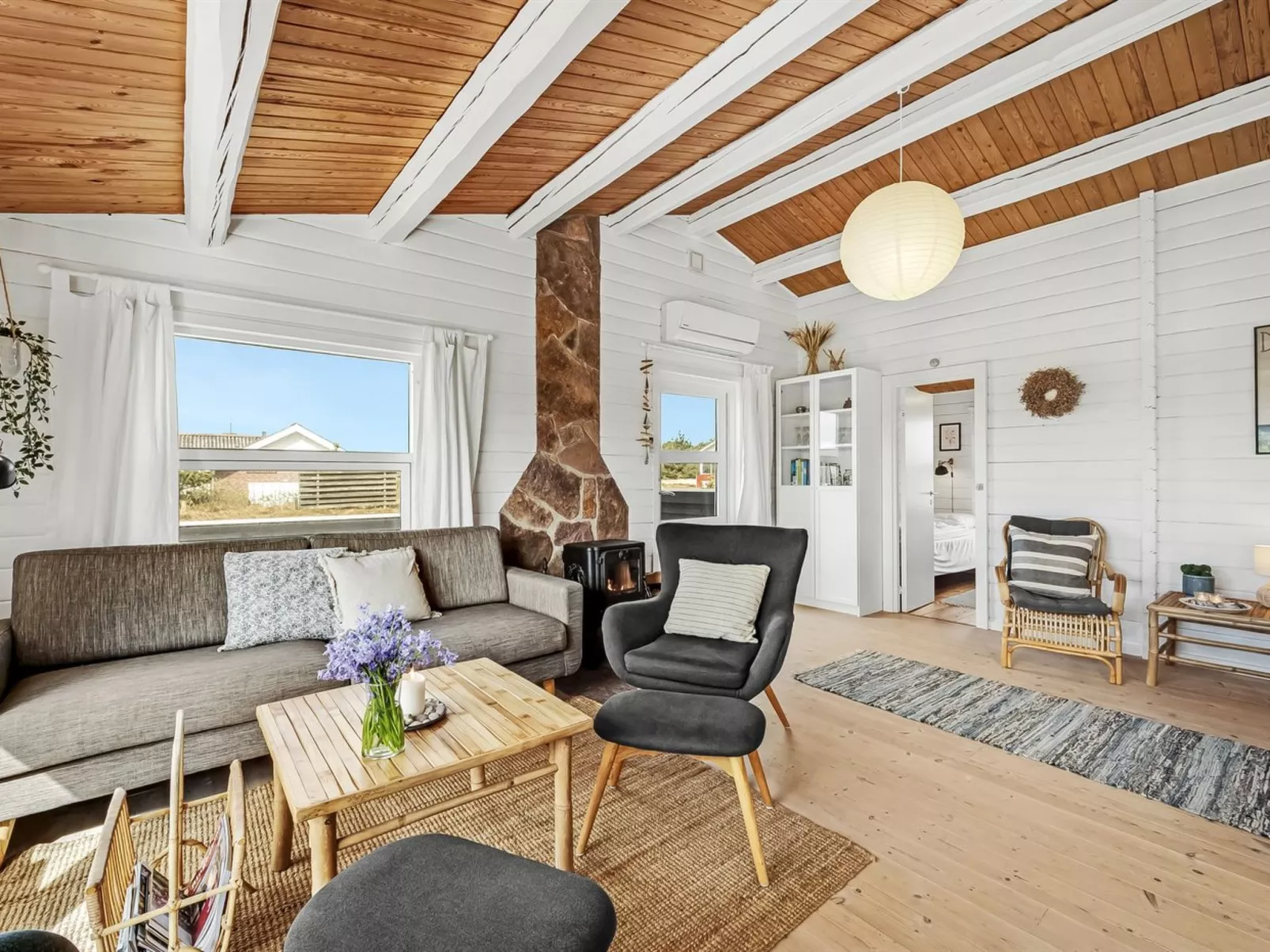 "Arbnora" - 400m from the sea-Binnen