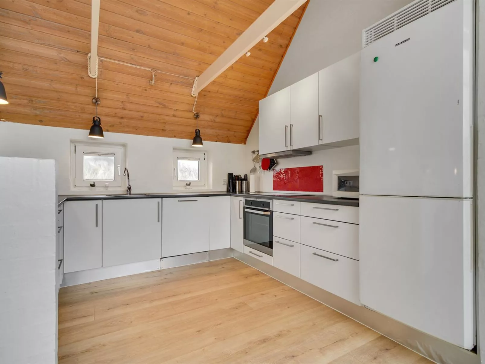 "Alexia" - 300m from the sea-Binnen