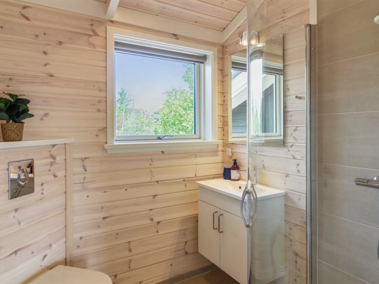 "Heriest" - 1.2km from the sea-Binnen