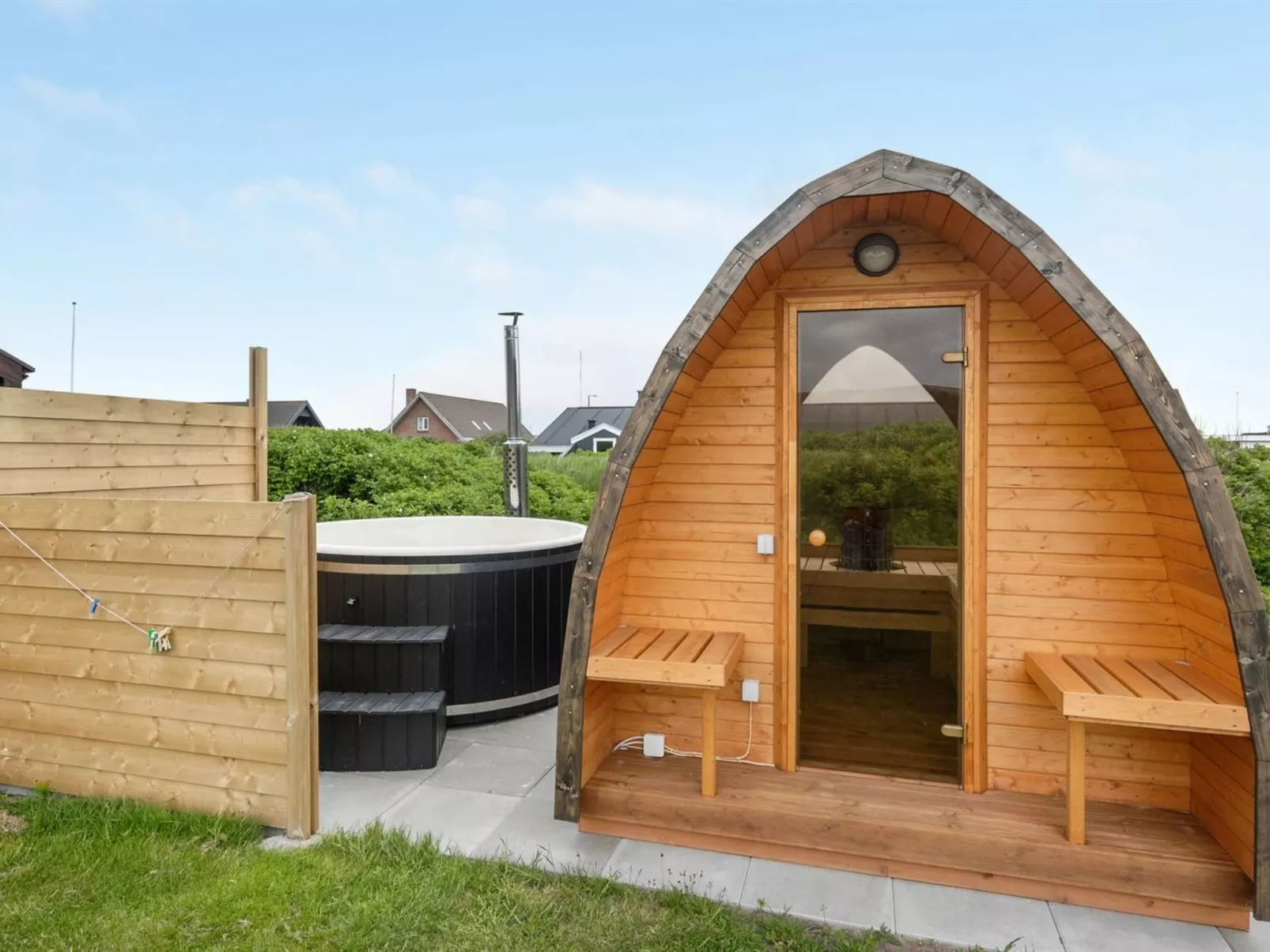 "Leleks" - 200m from the sea-Binnen