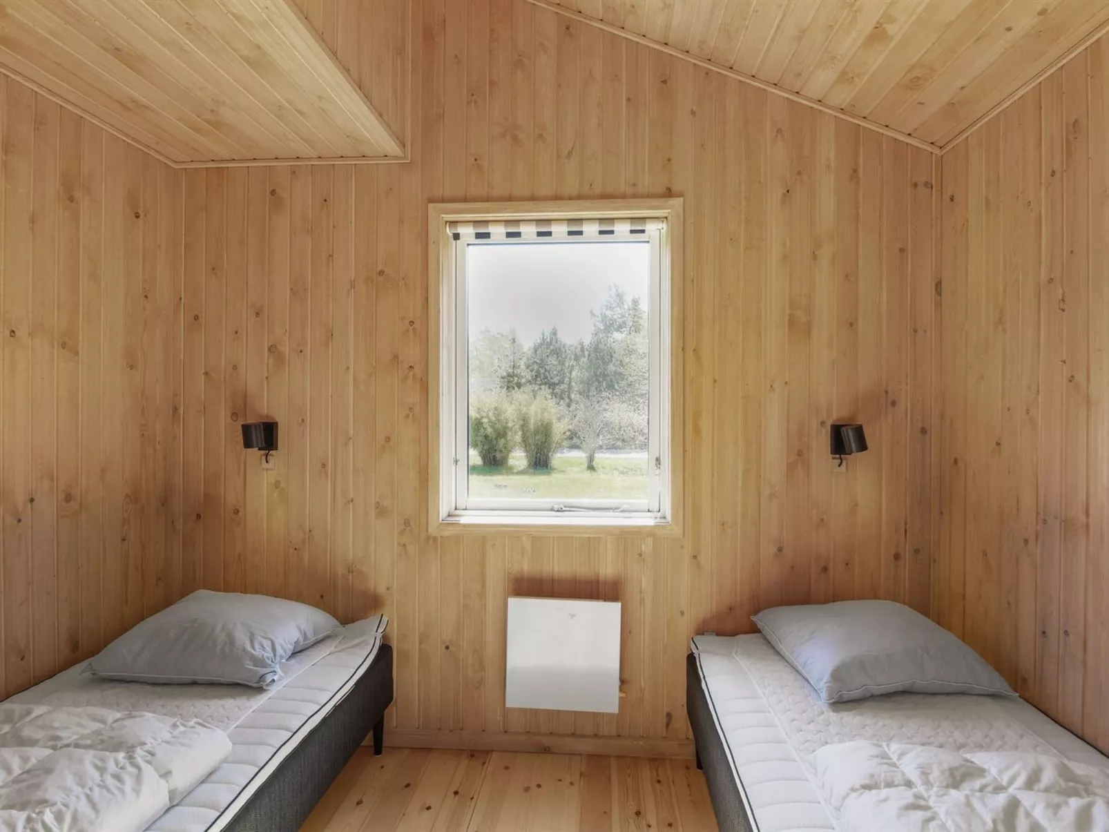 "Nette" - 300m from the sea-Binnen