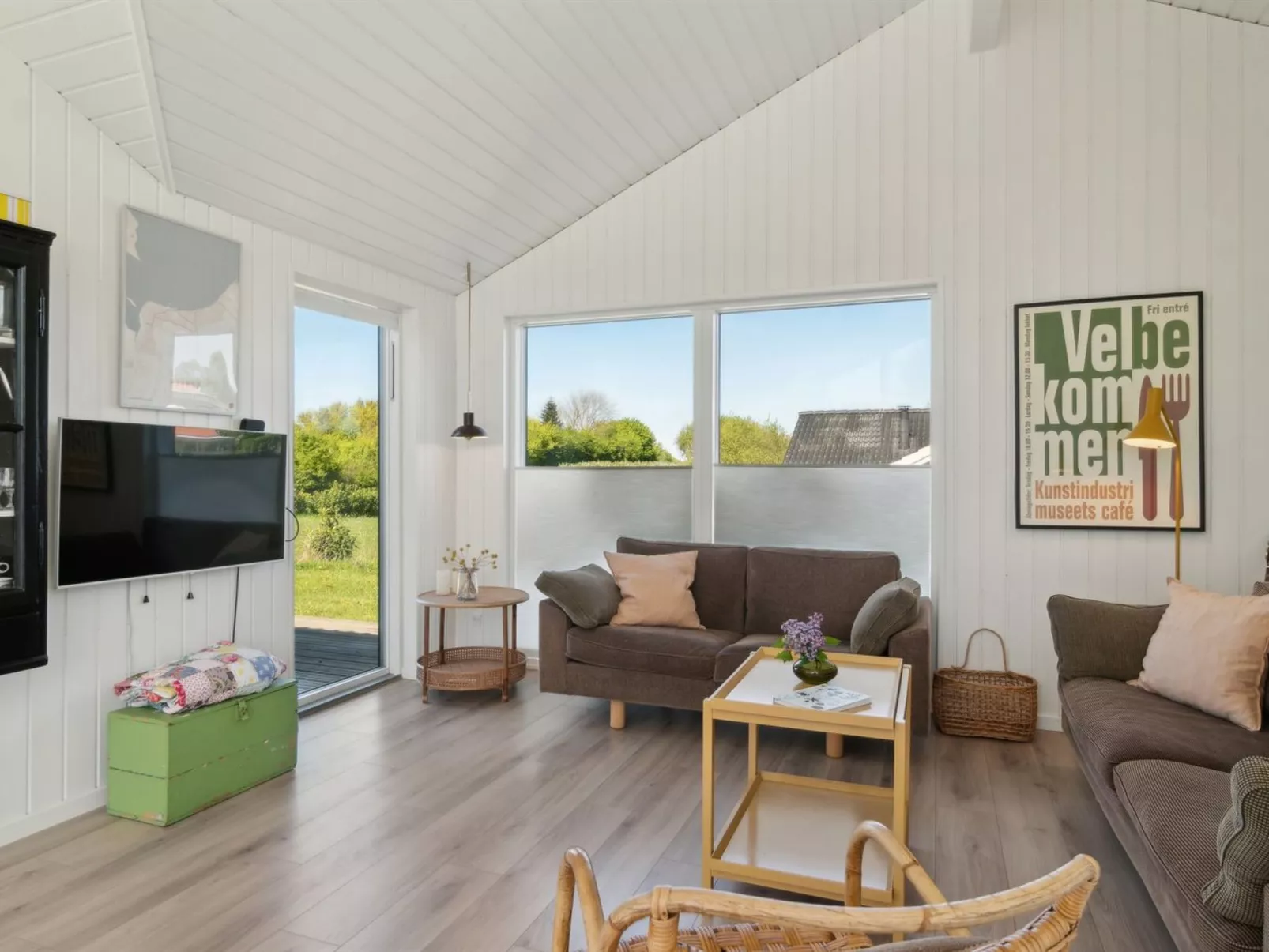 "Gregor" - 300m from the sea-Binnen