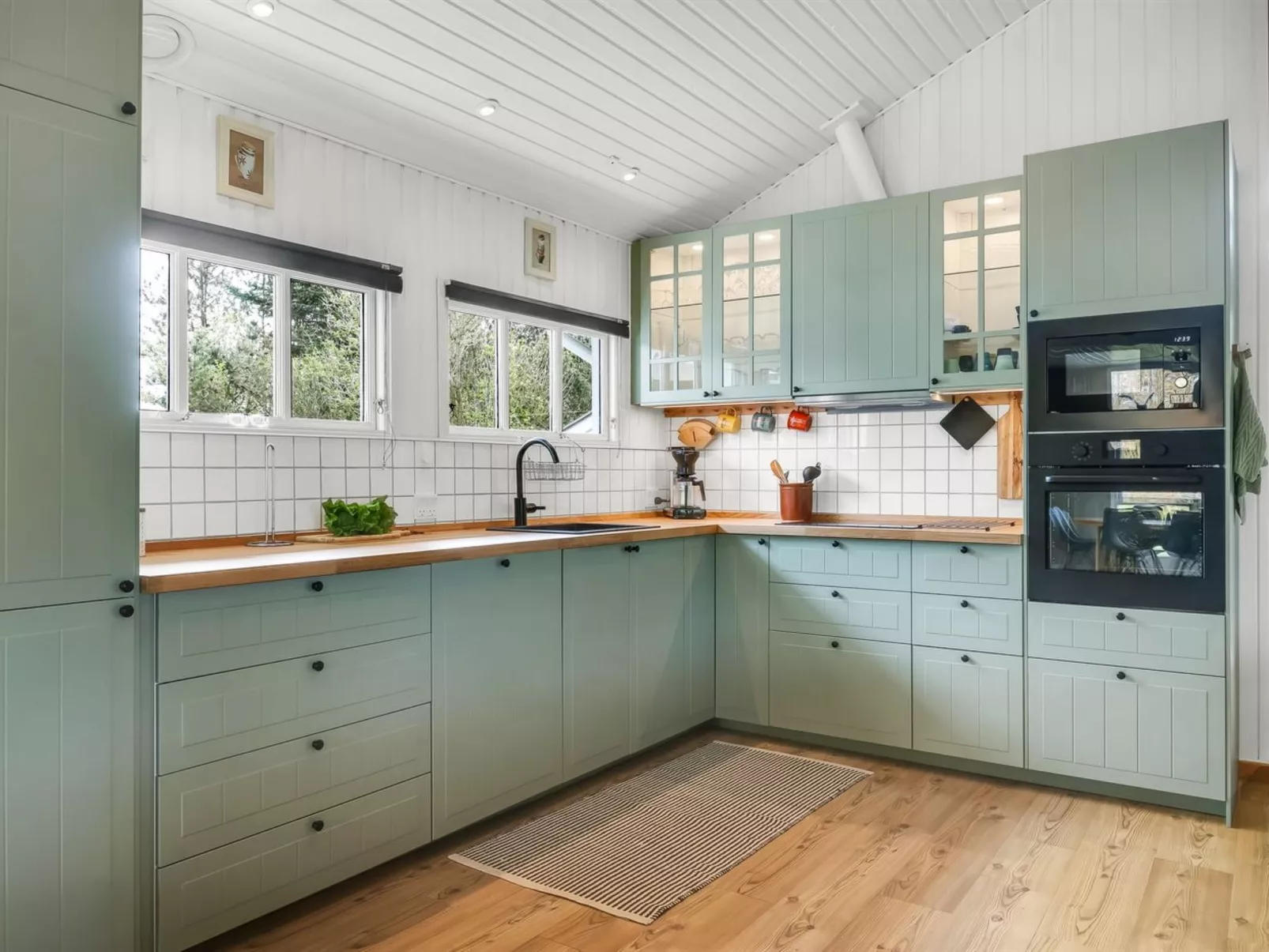 "Lempi" - 300m from the sea-Binnen