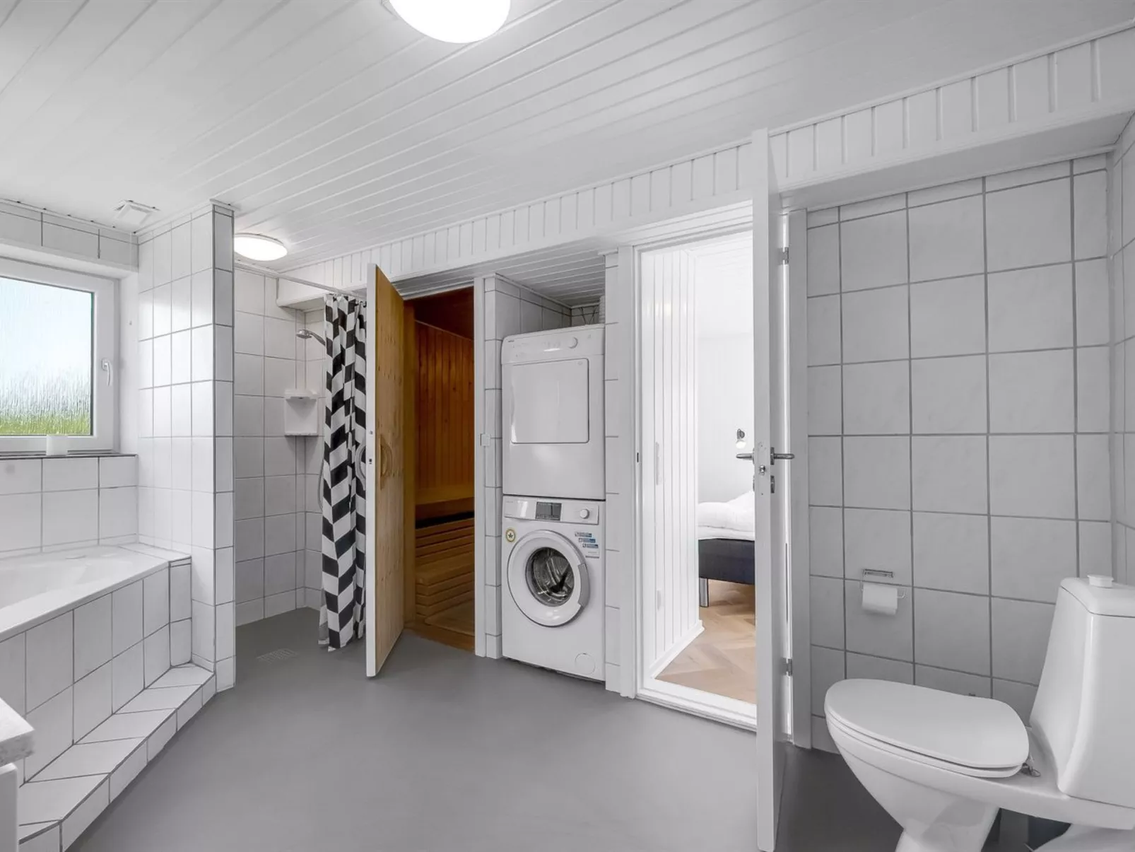 "Hillevi" - 200m from the sea-Binnen