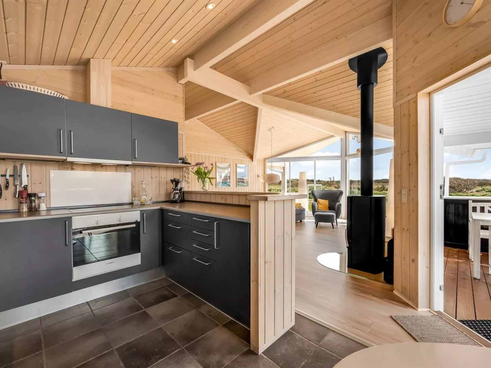 "Floriana" - 650m from the sea-Binnen