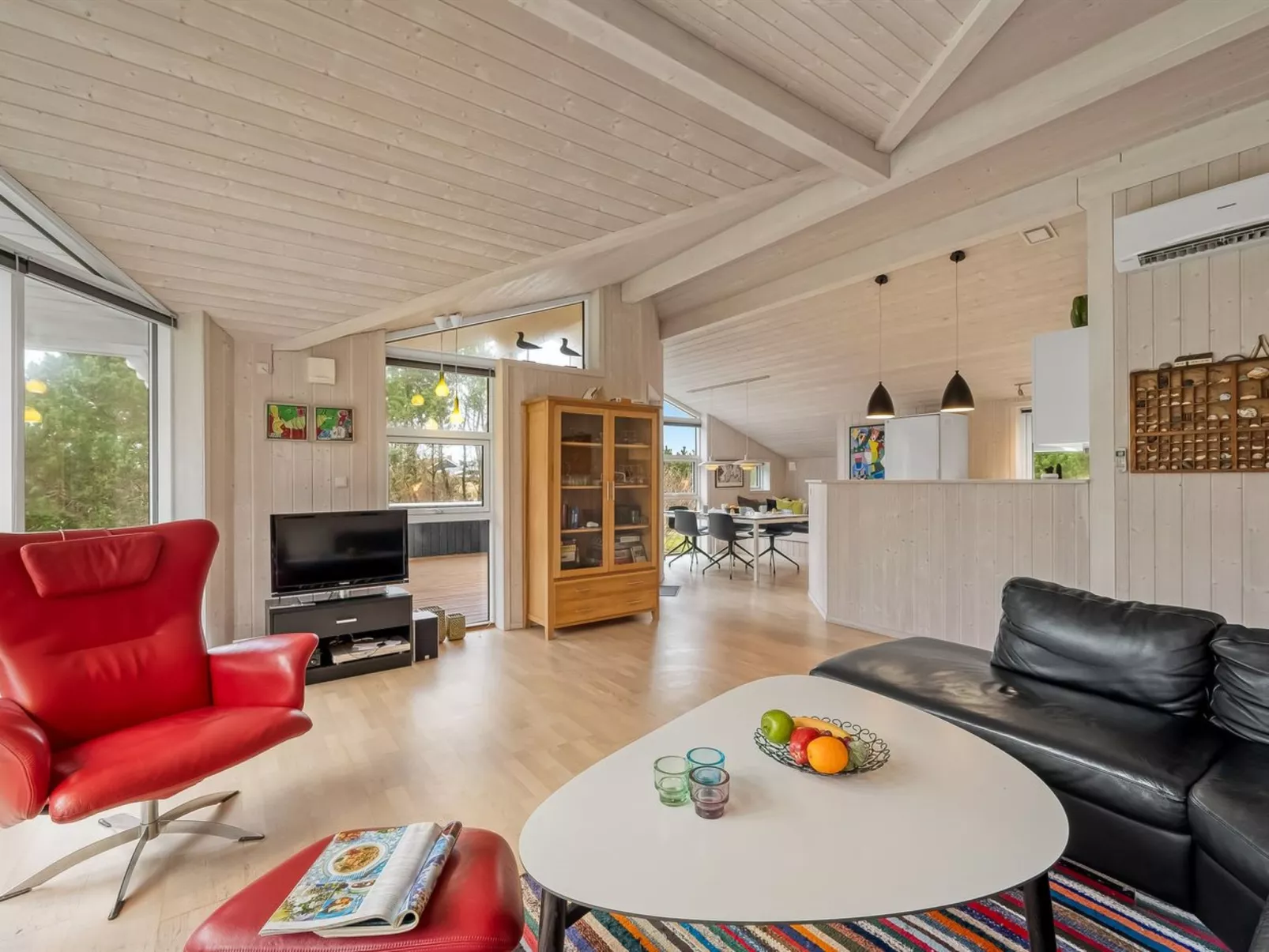 "Helen" - 500m to the fjord-Binnen