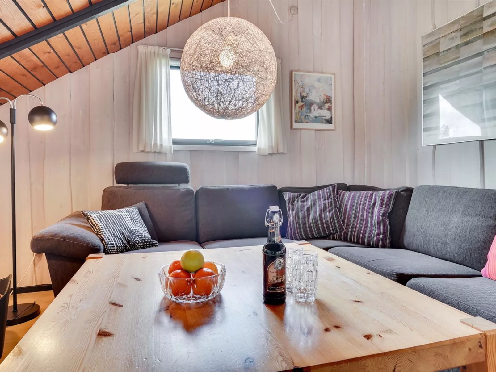 "Ardan" -  from the sea-Binnen