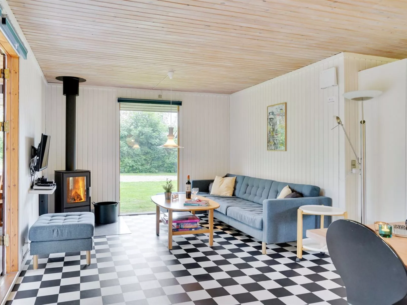 "Soraya" - 700m to the fjord-Binnen