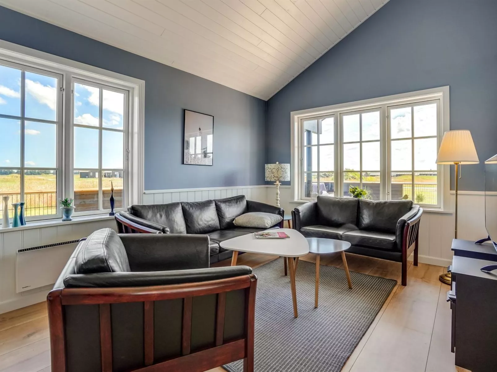 "Taija" - 1.5km from the sea-Binnen