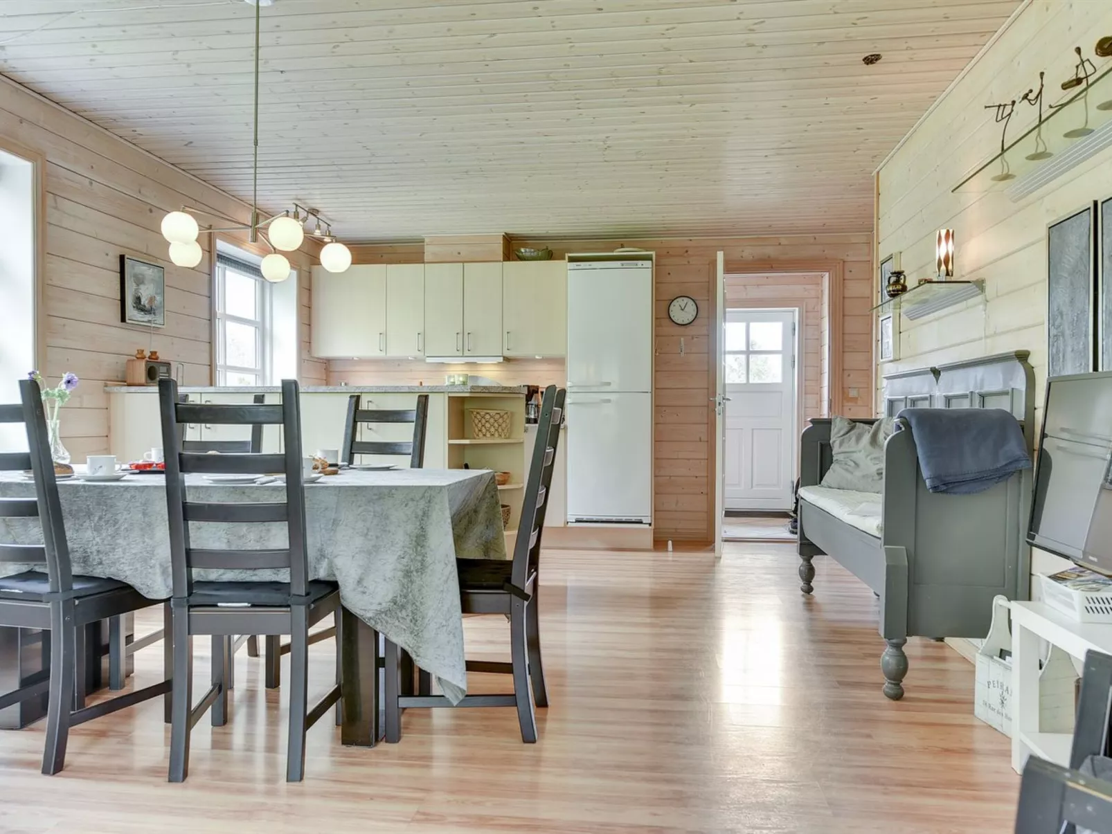 "Fenja" - 500m to the fjord-Binnen