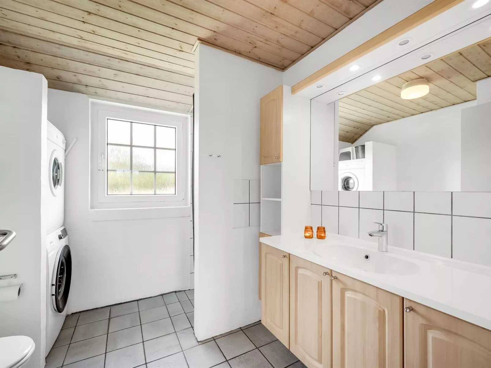 "Edlef" - 800m from the sea-Binnen