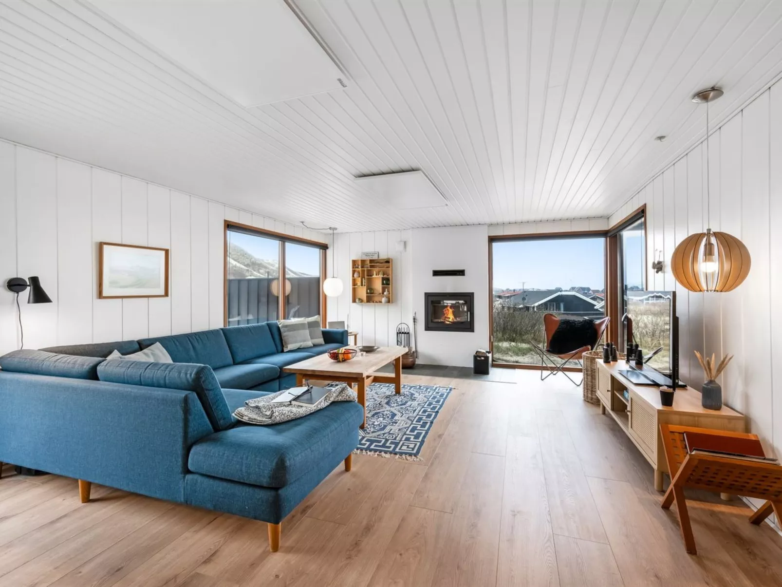 "Eyla" -  from the sea-Binnen