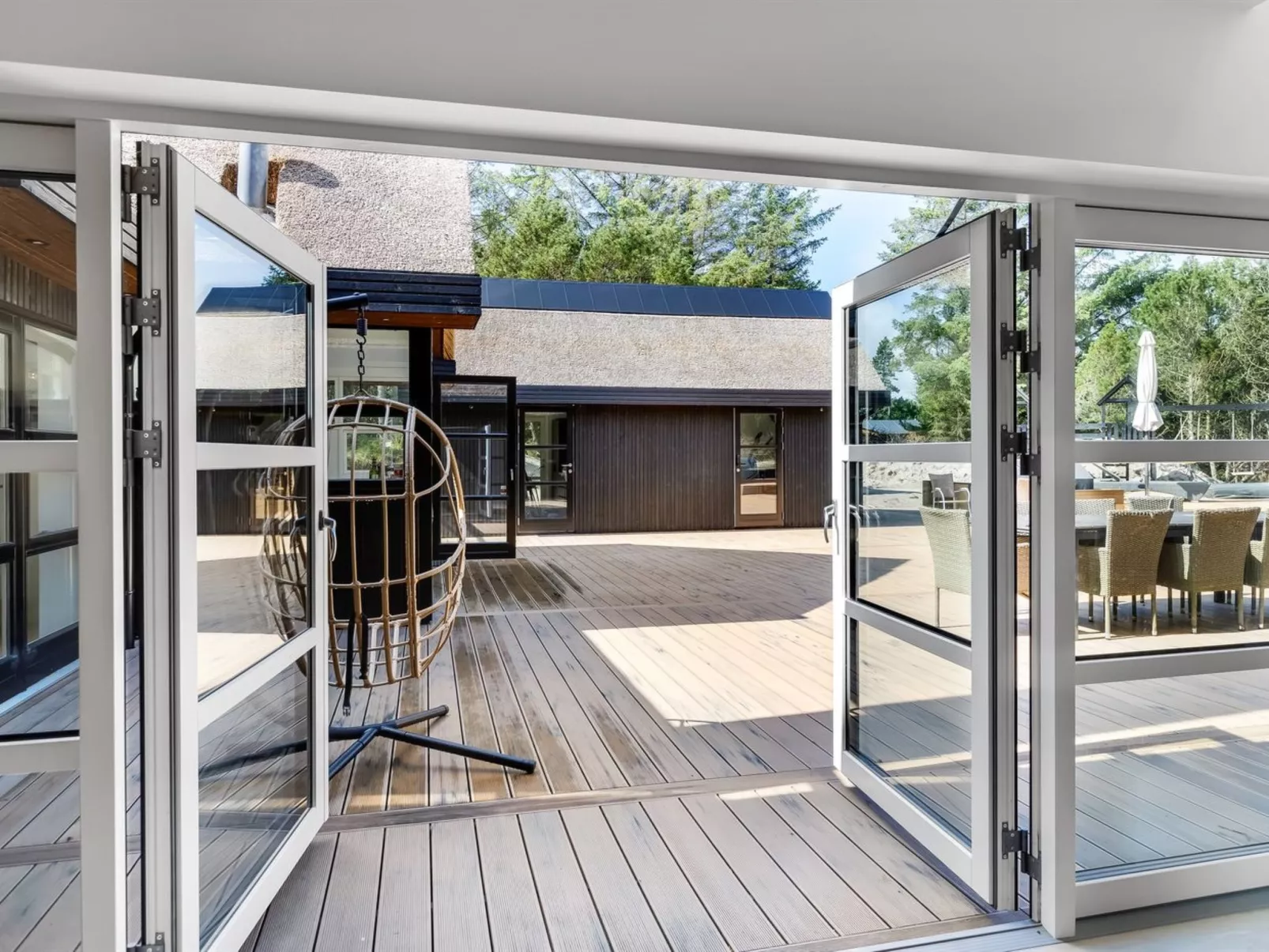 "Hejdie" - 750m from the sea-Binnen