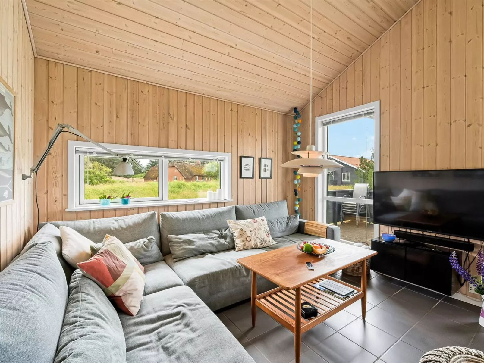 "Felicita" -  from the sea-Binnen