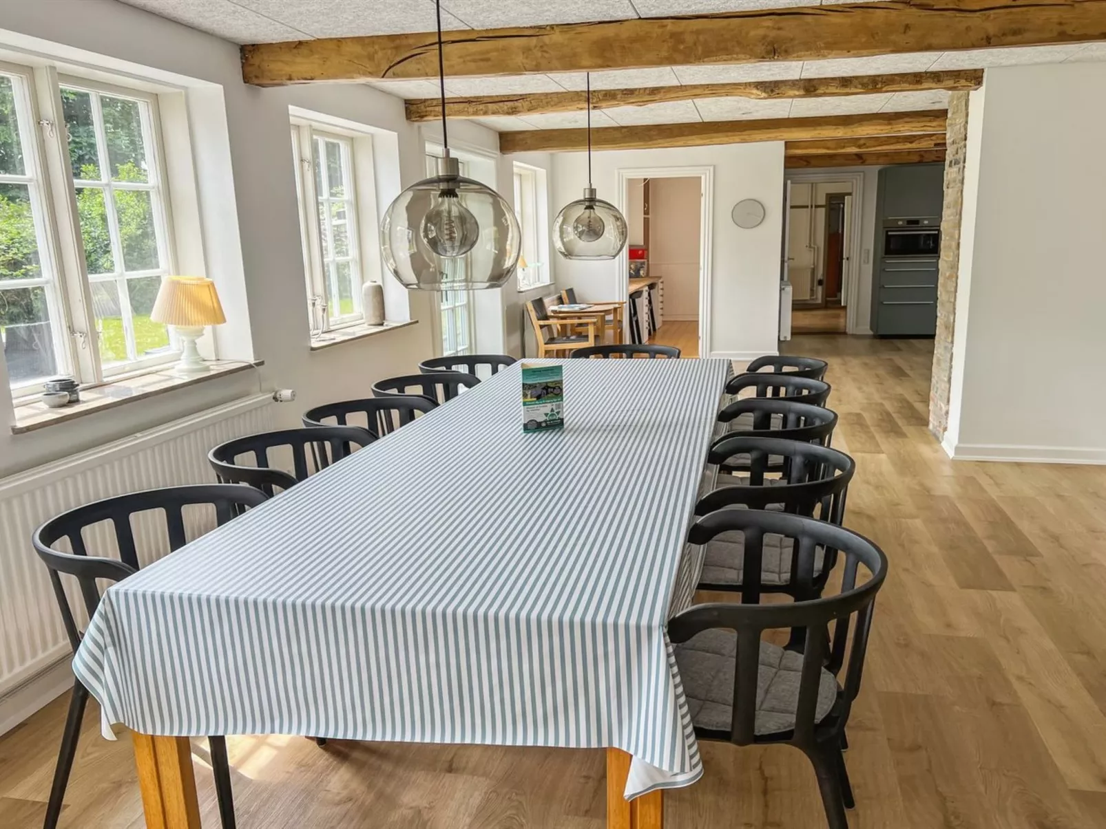 "Garbine" - 1.5km from the sea-Binnen