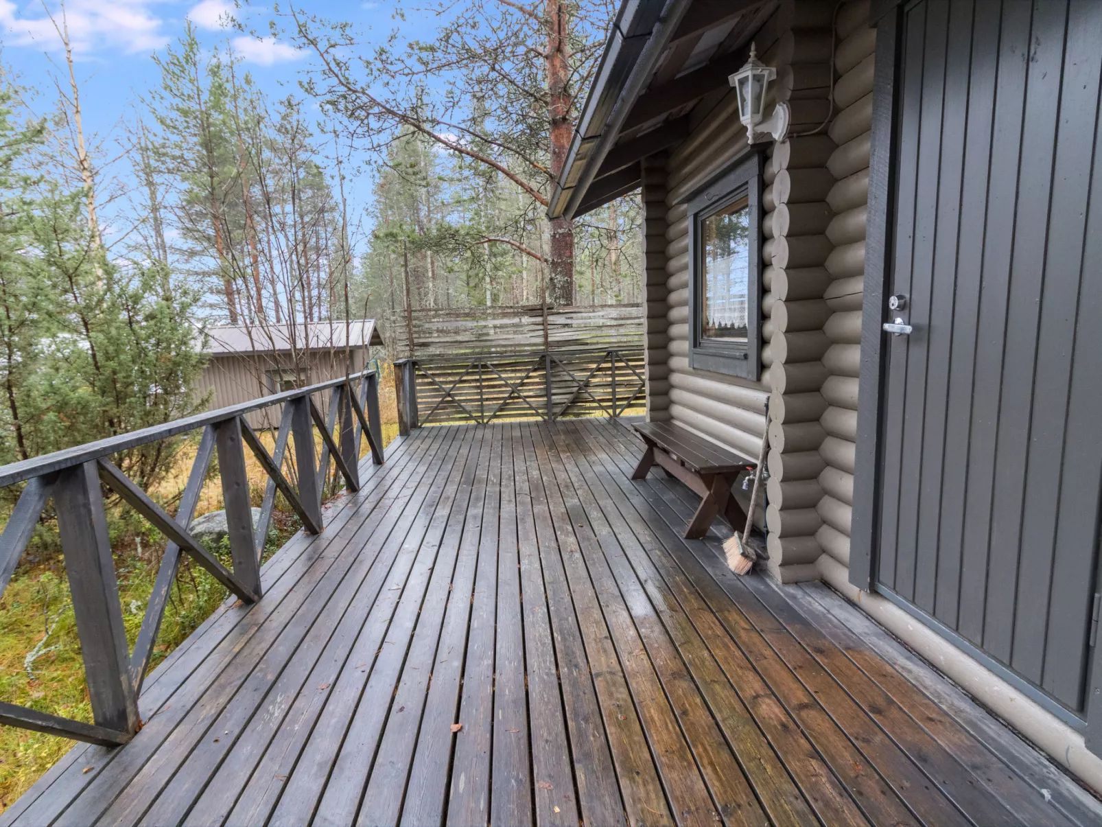 Lystikämän tupa-Binnen