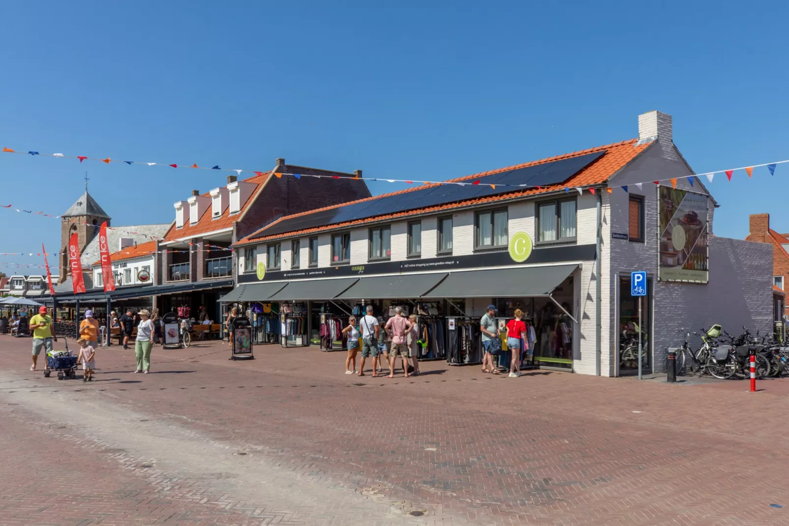 Overnachten in Zoutelande  Comfortabel Appartement Langstraat 5A-Buitenkant zomer