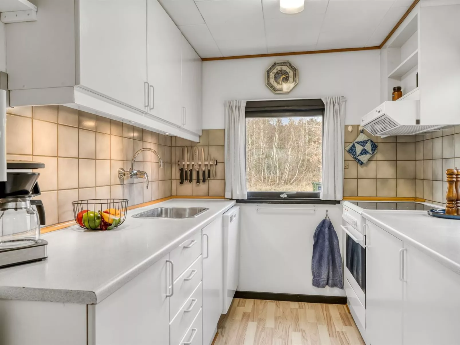 "Hælf" - 600m from the sea-Binnen