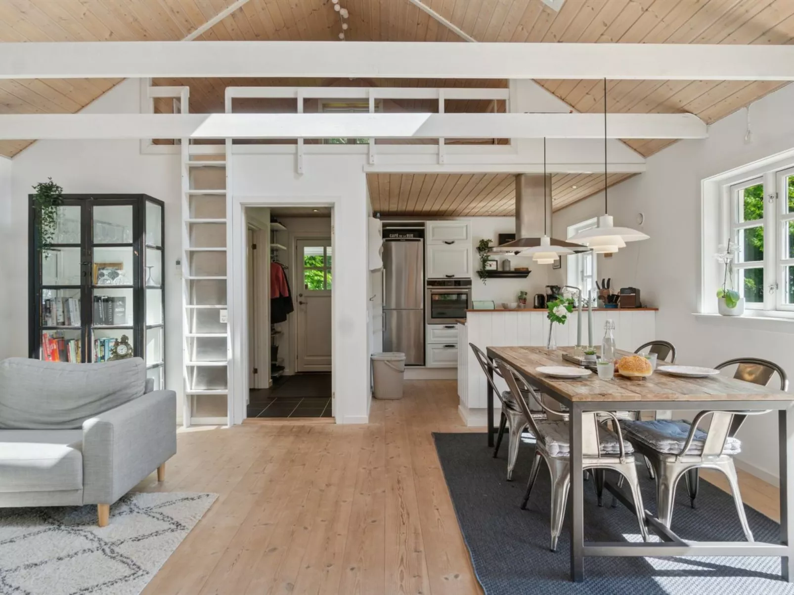 "Veljan" - 1.2km from the sea-Binnen