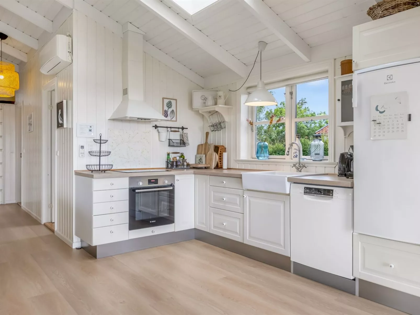 "Withger" - 20m from the sea-Binnen