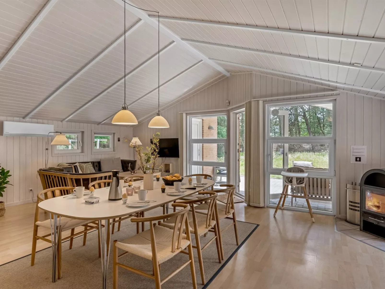 "Batsha" - 1.7km from the sea-Binnen