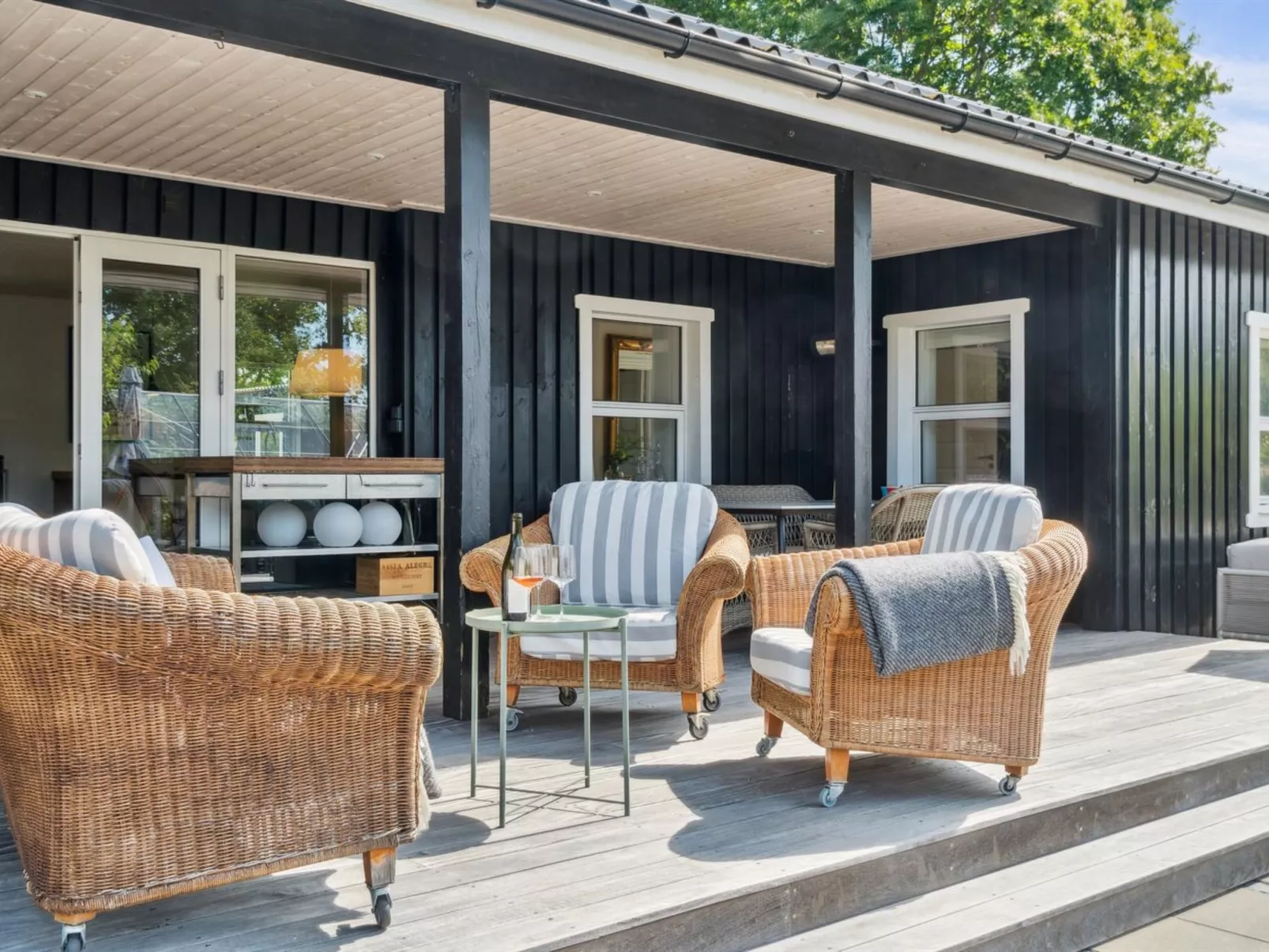 "Botwith" - 125m from the sea-Buiten