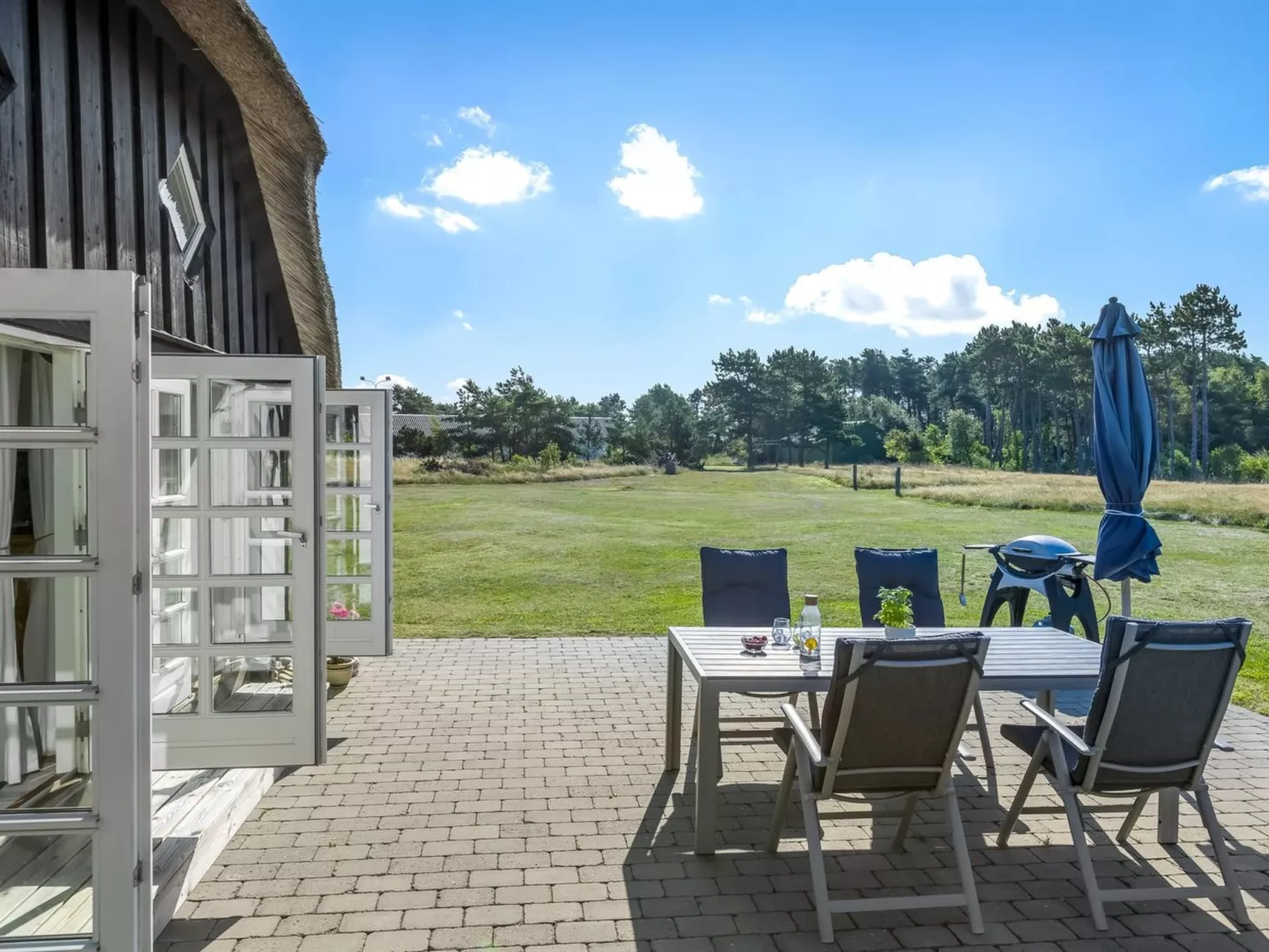 "Ronja" - 1.3km from the sea-Buiten