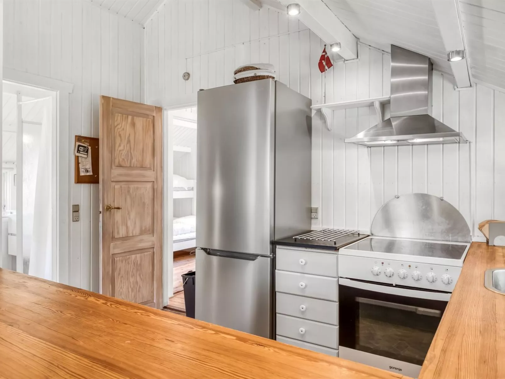 "Madita" - 30km from the sea-Binnen