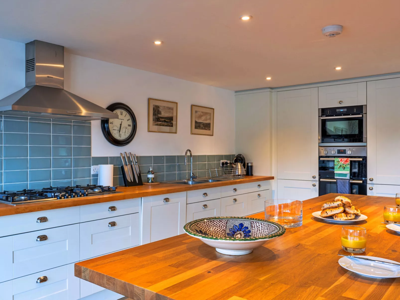 Lower Netherdowns-Binnen