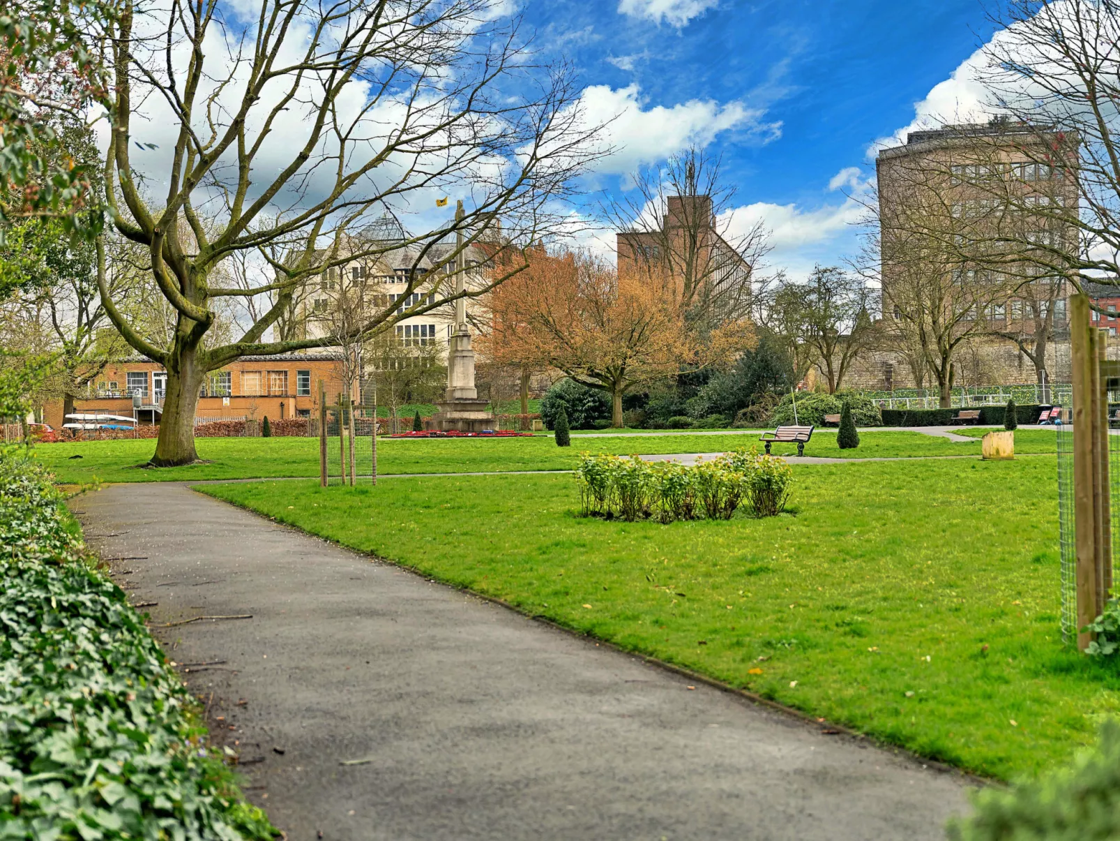 The Penthouse at 611 Westgate-Buiten