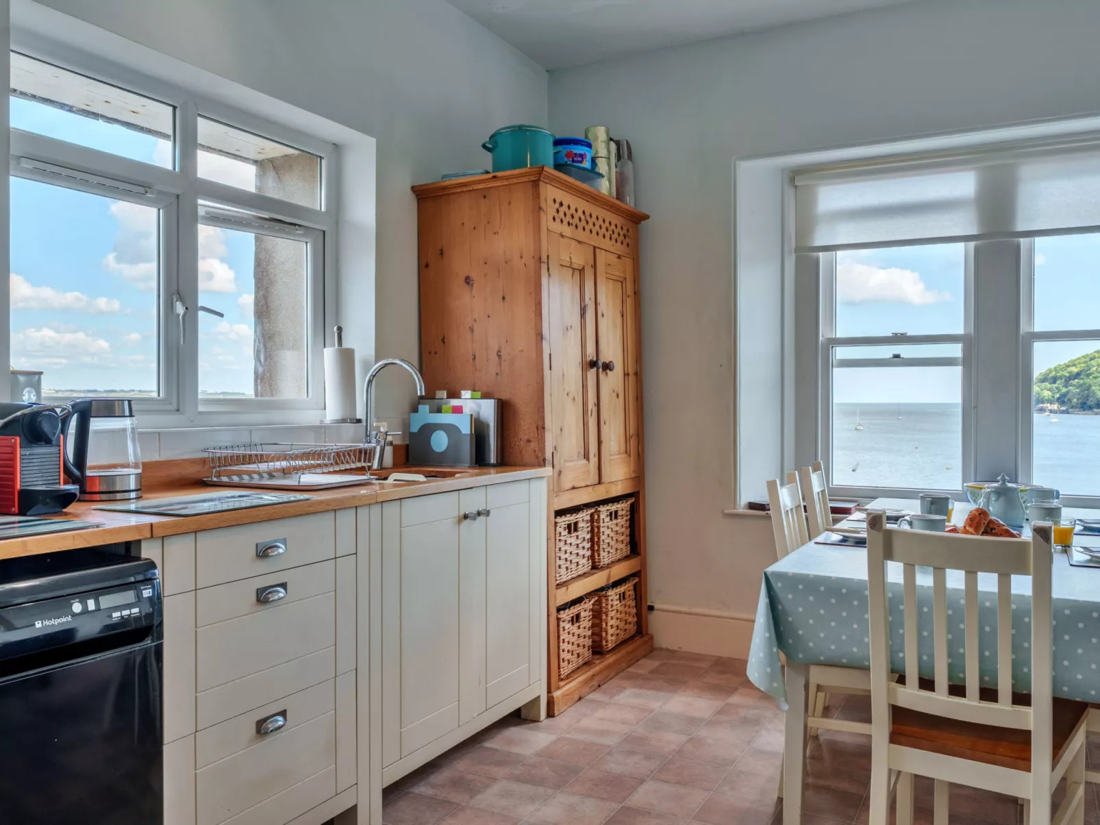 Rock House, Kingsand-Binnen