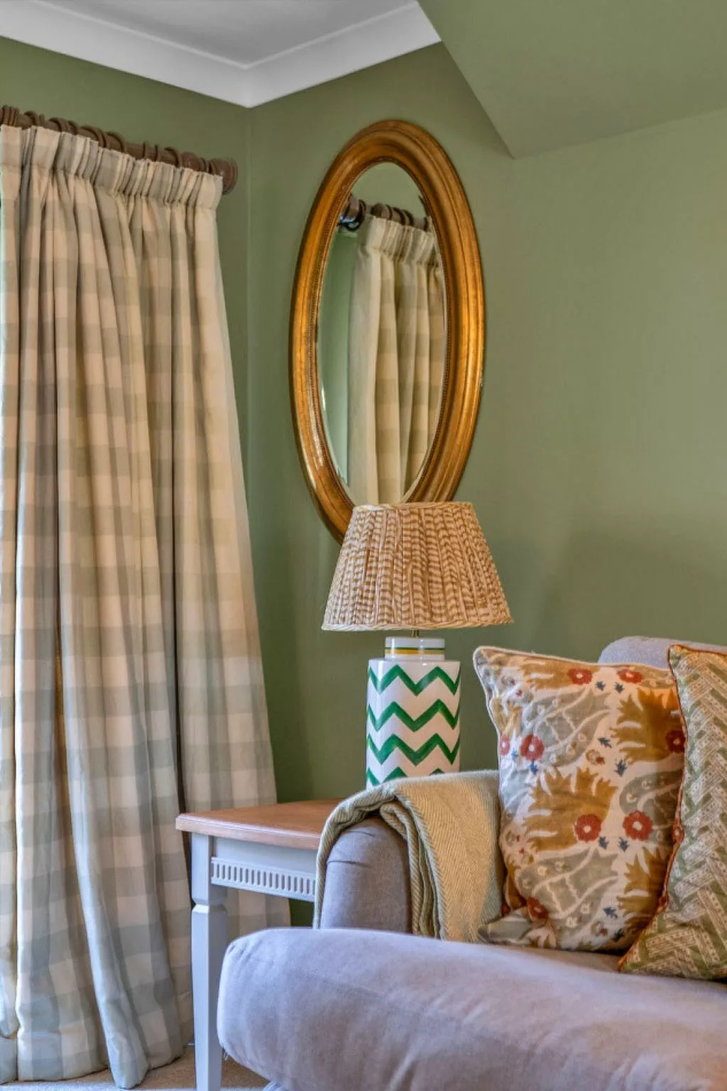 The Wheel House-Binnen