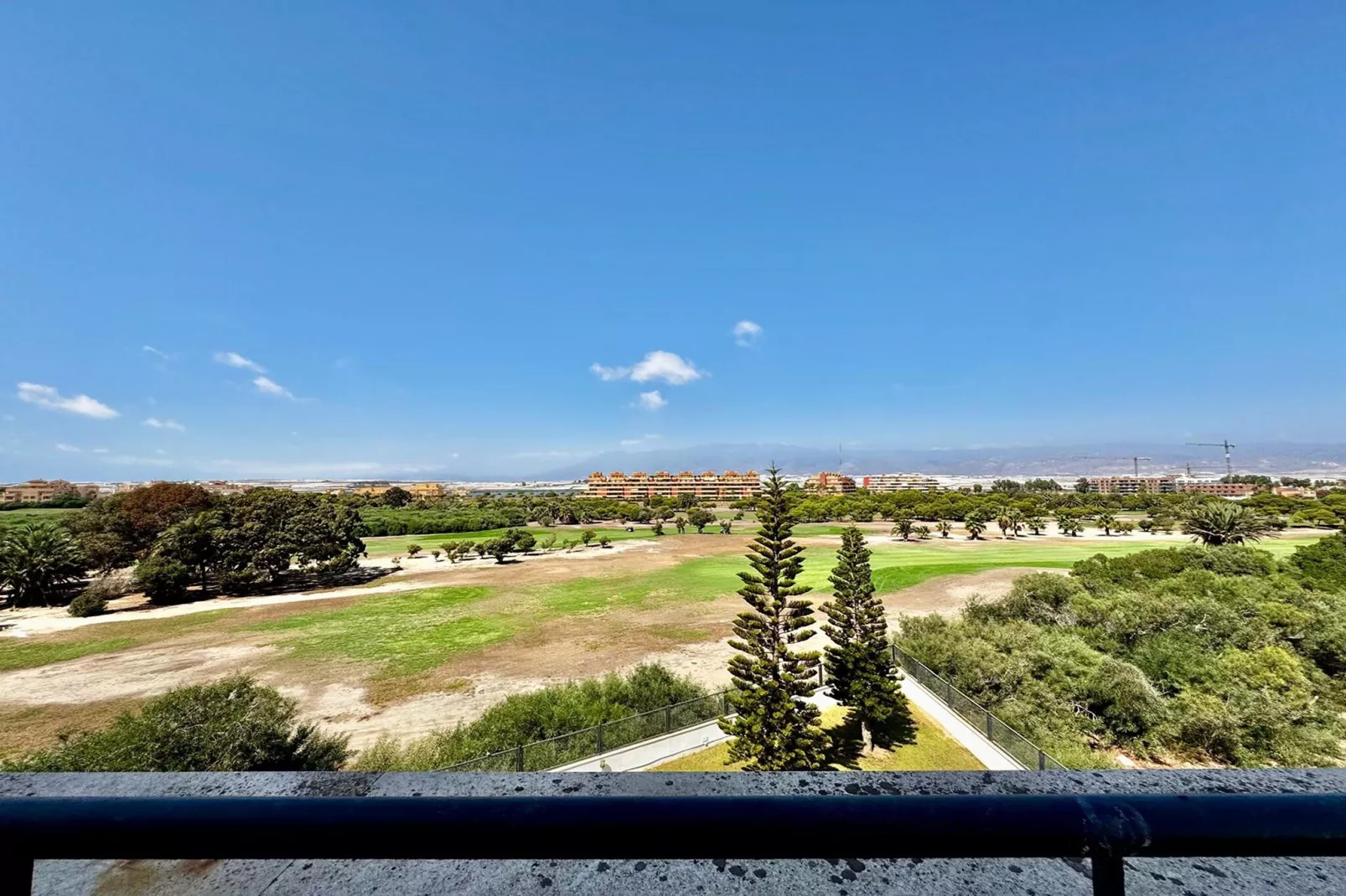 Agua Serena - Uitzicht zomer