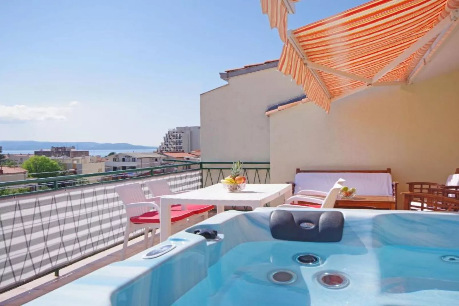 Apartments Ribarević - Three Bedroom Apartment With Terrace and Sea View-Zwembad