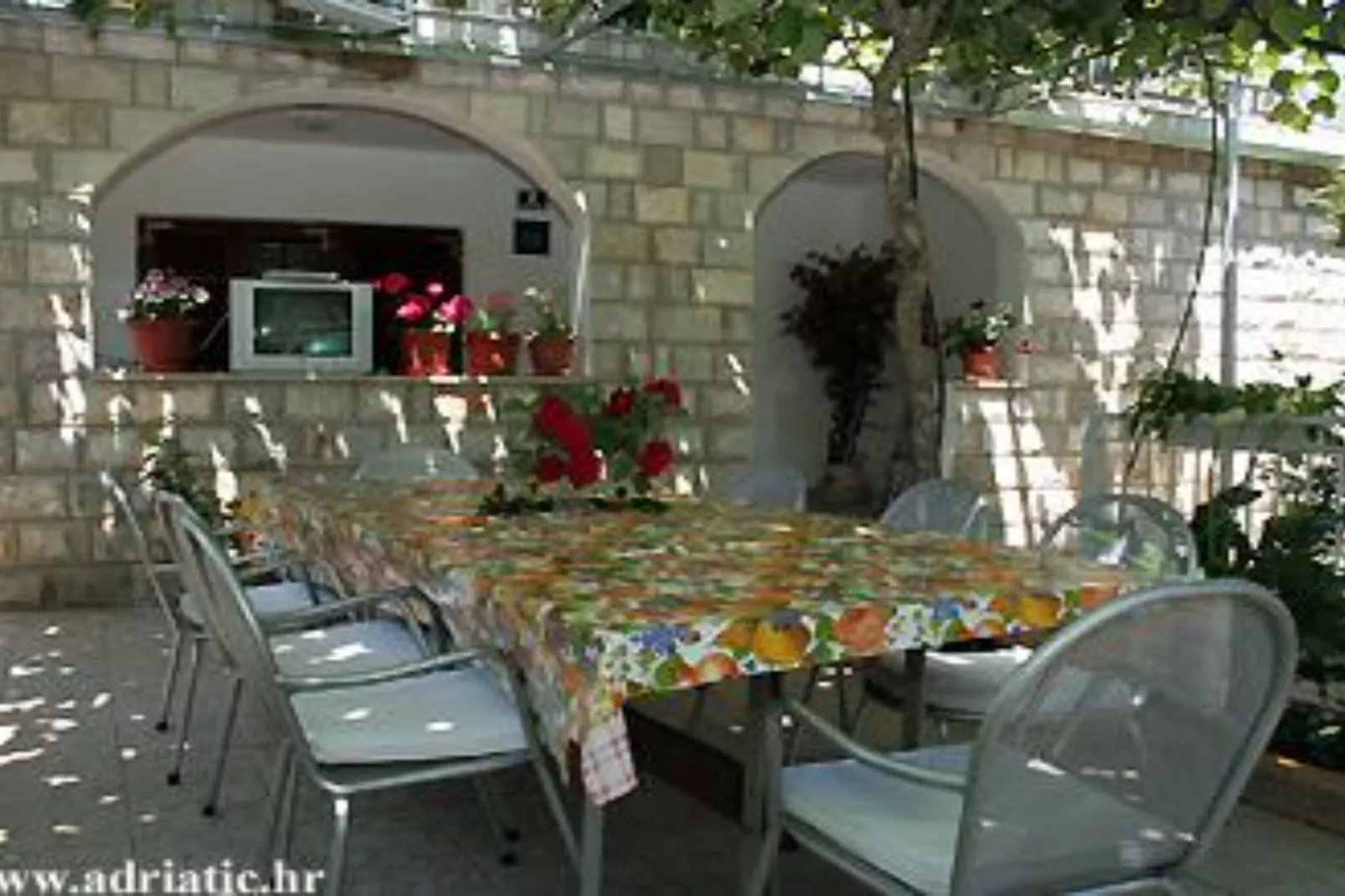 Two-Bedroom Apartment With Terrace-Sfeer