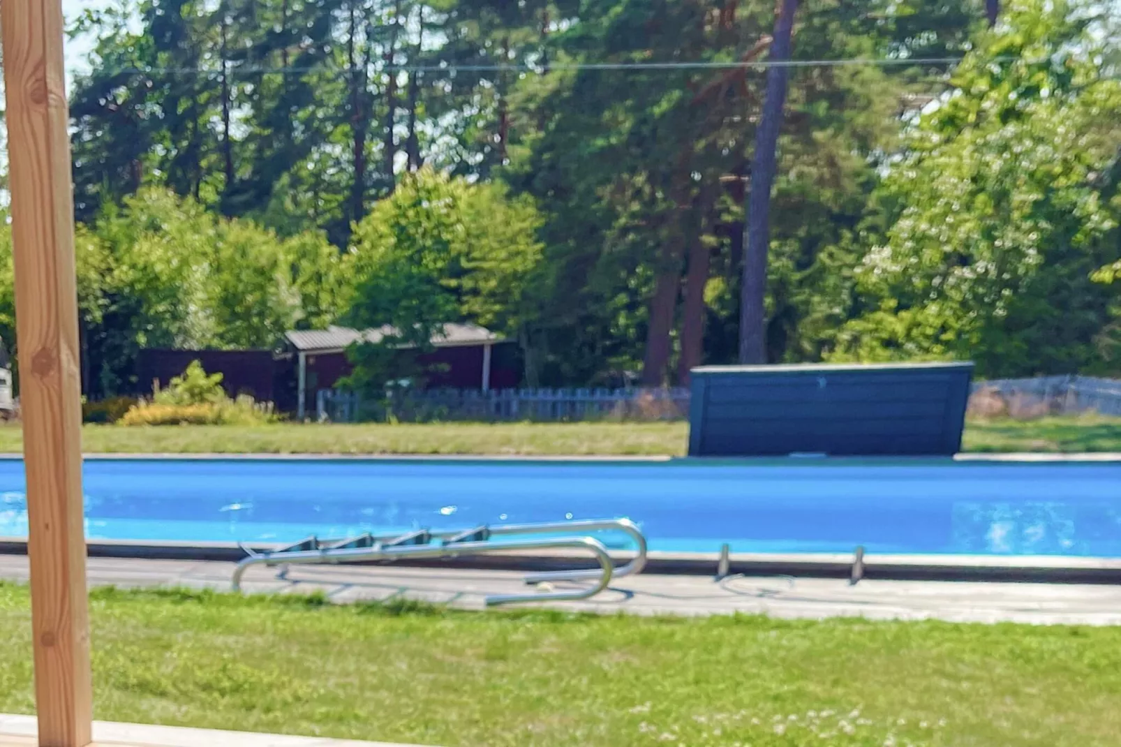 Villa in de archipel met zwembad en terras-Zwembad