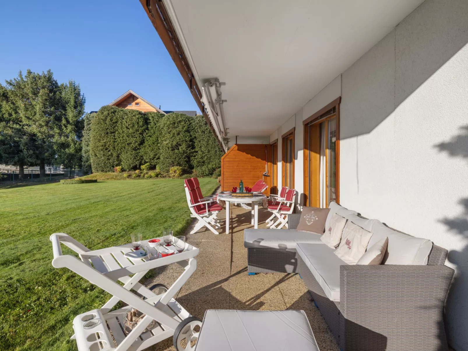 Les Pierres C 3-Buiten