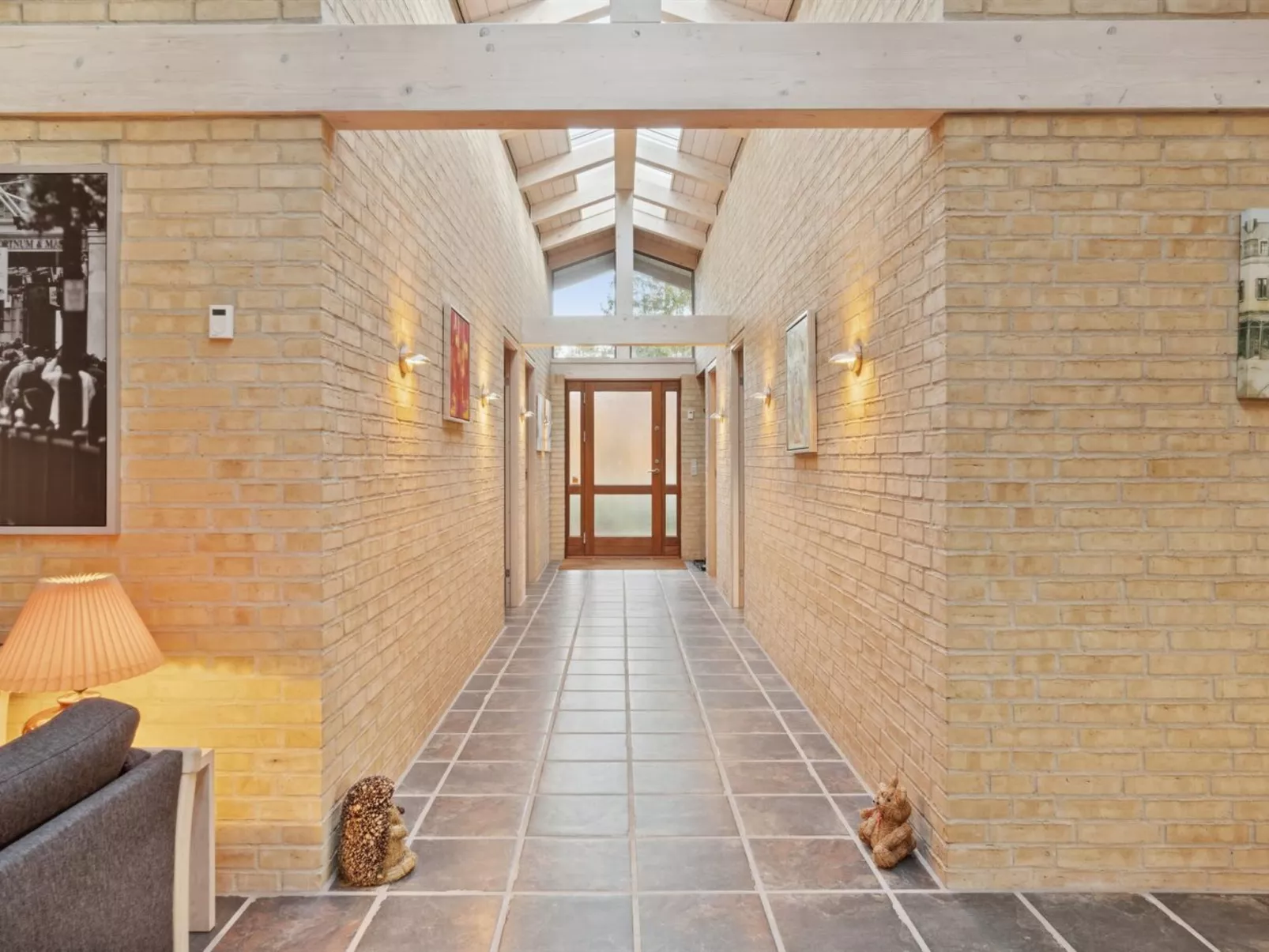 "Jorid" -  from the sea-Binnen