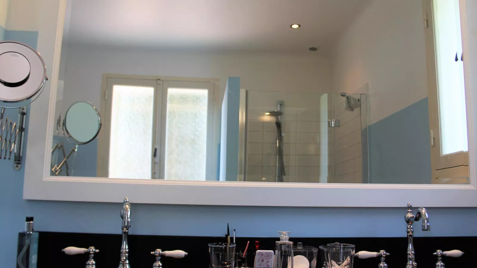 Les Palmiers-Badkamer