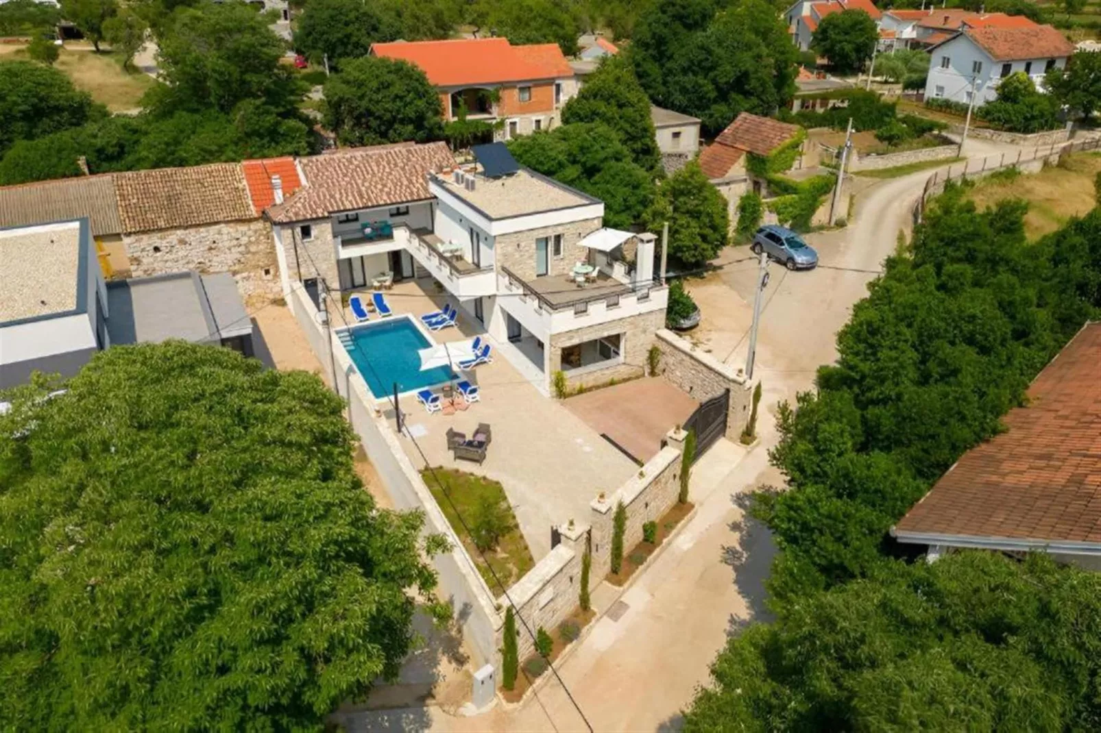 Villa Sokol with private pool-Gebieden zomer 1km