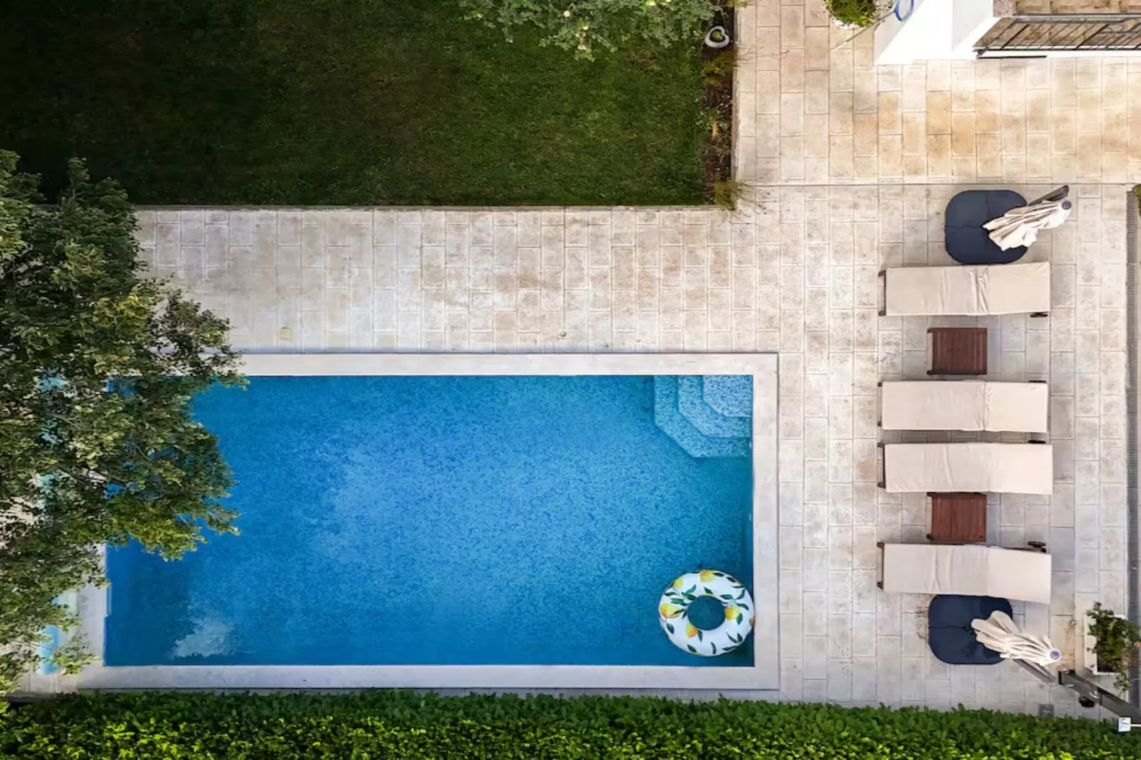 Villa Mima Pool Retreat - Five Bedroom Villa With Pool-Zwembad