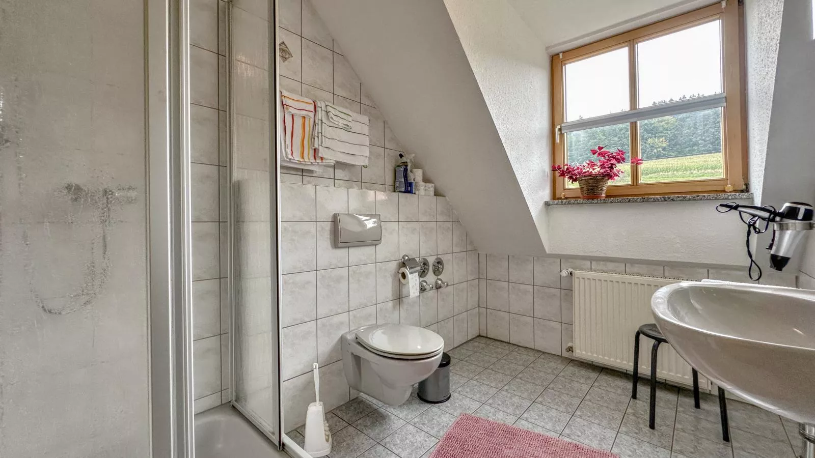 Blumenhof II-Badkamer