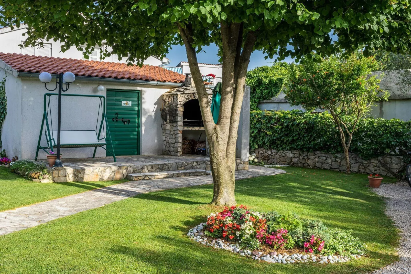 Beach apartment Jadrija-Faciliteiten