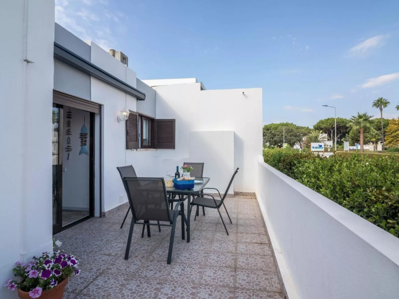 Patrick - Sunny Way-Buiten