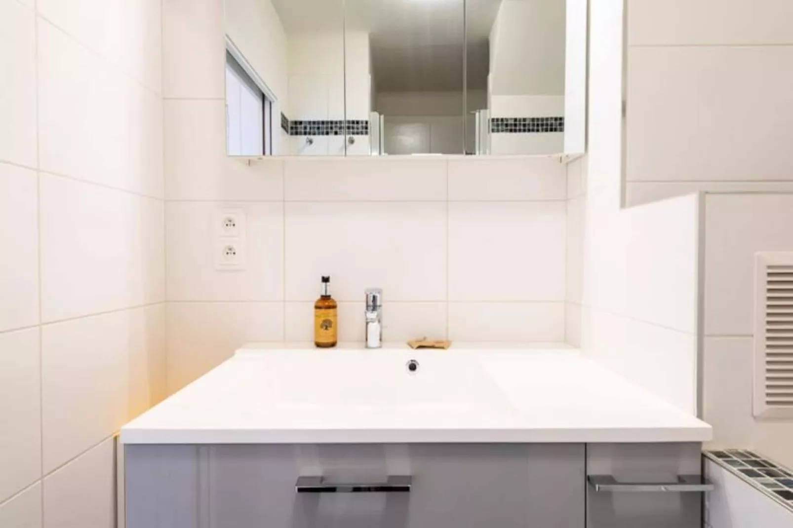 Résidence 3p Front De Mer Cannes-Niet-getagd