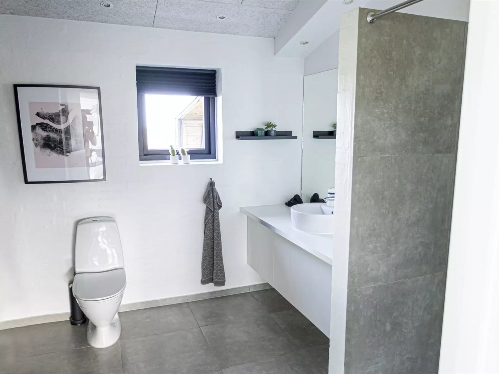 "Volfgang" - 250m from the sea-Binnen