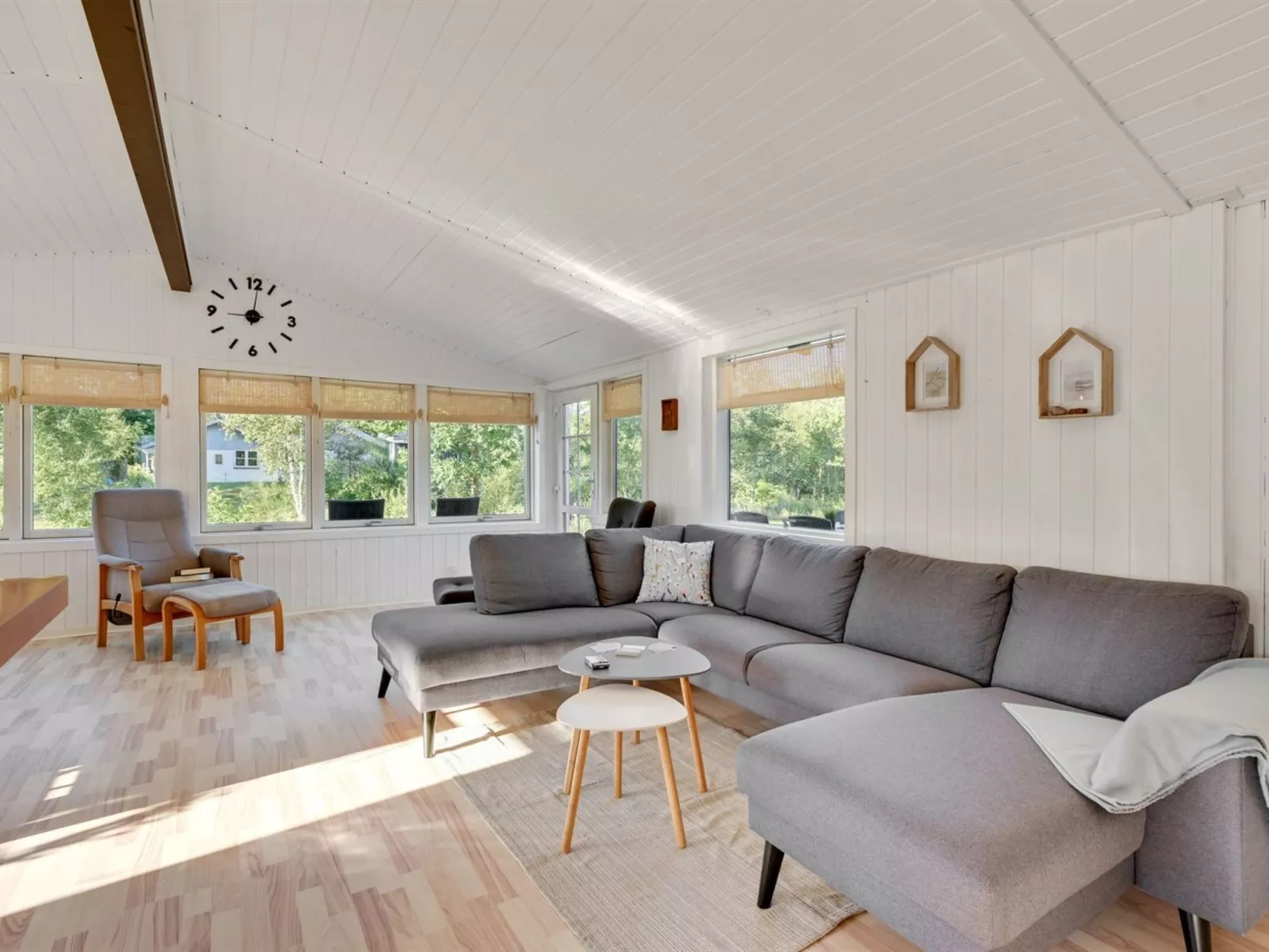 "Valdemar" - 350m to the fjord-Binnen